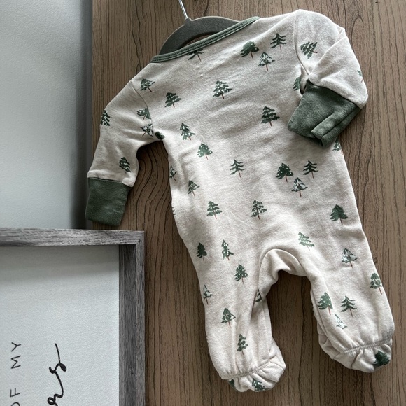 Newborn organic pajamas - Picture 4 of 5